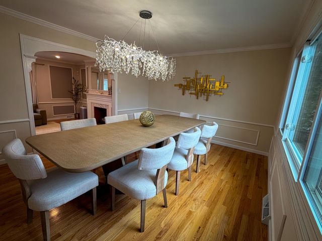 2433 Brookwood Road, Columbus, OH 43209