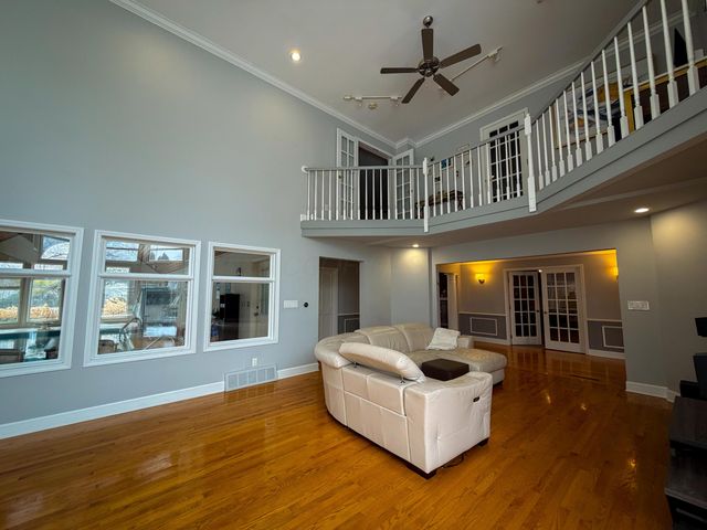 2433 Brookwood Road, Columbus, OH 43209