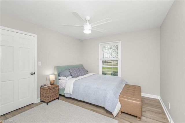 6736 Forest Oak Drive, Clemmons, NC 27012