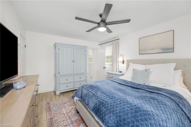 6736 Forest Oak Drive, Clemmons, NC 27012