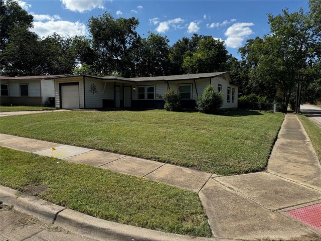 2009 Cloverdale Street, Arlington, TX 76010