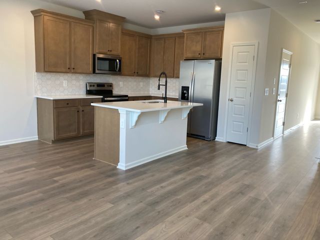 5086 Dayflower Dr, Hermitage, TN 37076