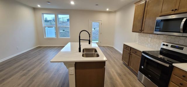 5086 Dayflower Dr, Hermitage, TN 37076