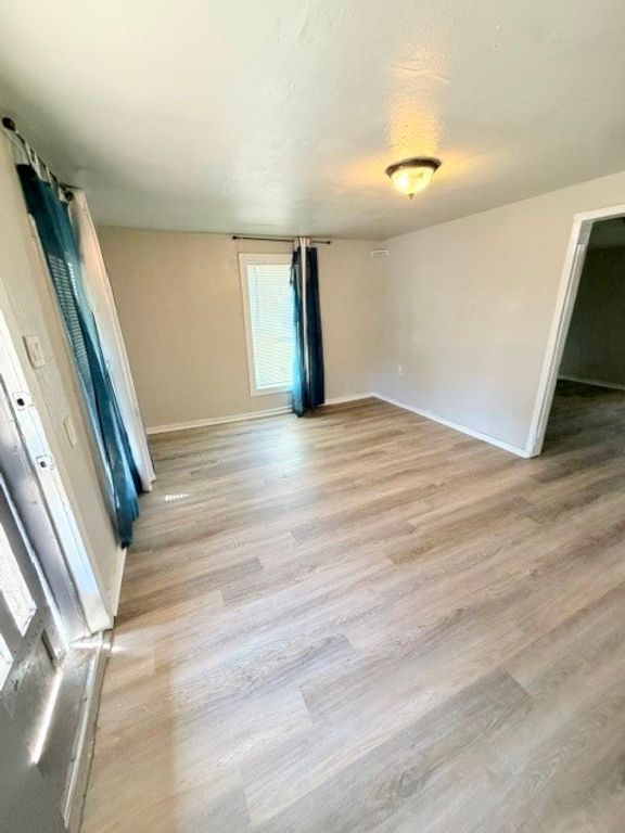 3427 Borger Street, Dallas, TX 75212 — photo 4