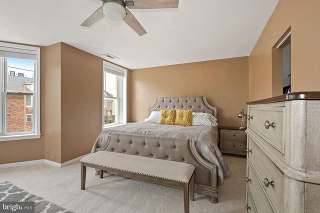 2621 UNIVERSITY PL NW, Washington, DC 20009