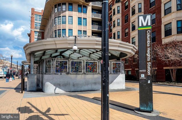 2621 UNIVERSITY PL NW, Washington, DC 20009