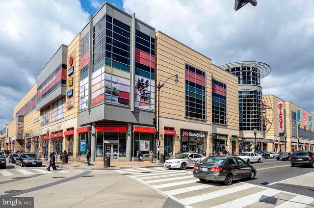 2621 UNIVERSITY PL NW, Washington, DC 20009