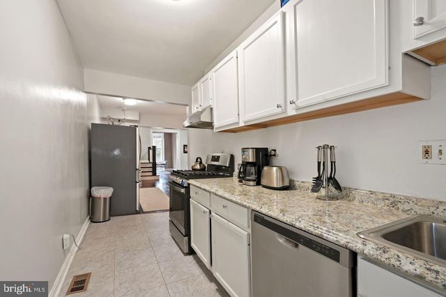 2621 UNIVERSITY PL NW, Washington, DC 20009
