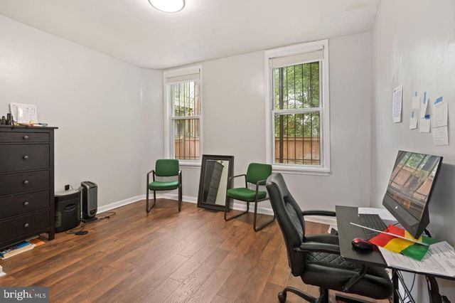 2621 UNIVERSITY PL NW, Washington, DC 20009