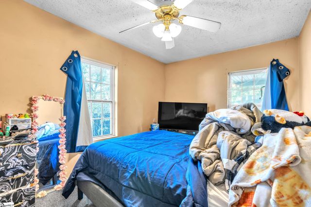 1001 W Bramlett Road, Greenville, SC 29611