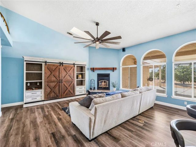 6232 Coriander, Oak Hills, CA 92344