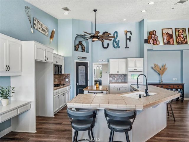 6232 Coriander, Oak Hills, CA 92344