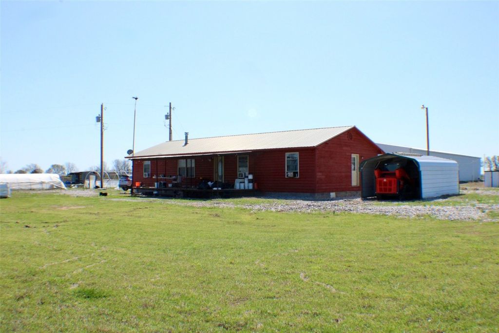 24148 E County 1670 Road, Elmore City, OK 73433