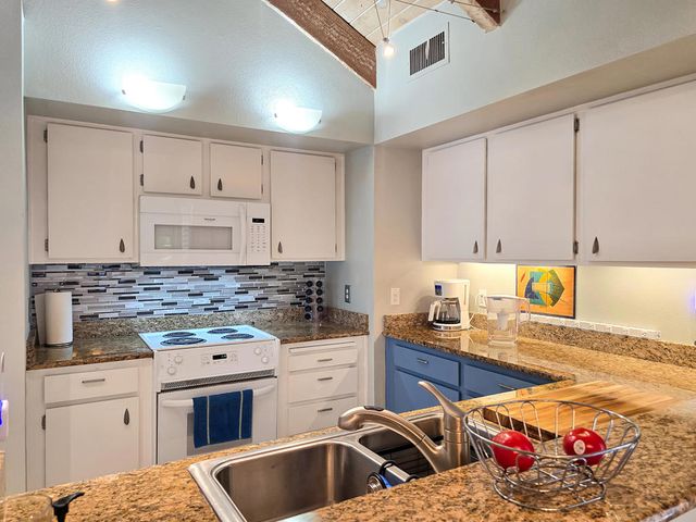 353 Forest Hills Drive, Rancho Mirage, CA 92270