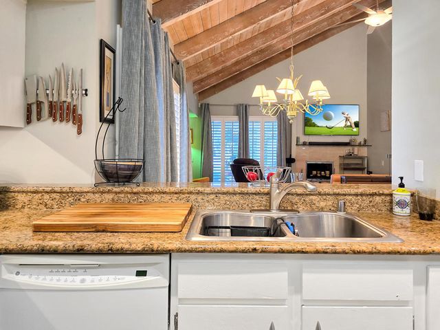 353 Forest Hills Drive, Rancho Mirage, CA 92270