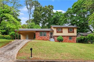 3713 Elkridge Drive, Decatur, GA 30032