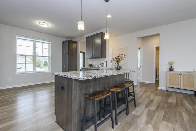 723 Belmont DRIVE, Watertown, WI 53094