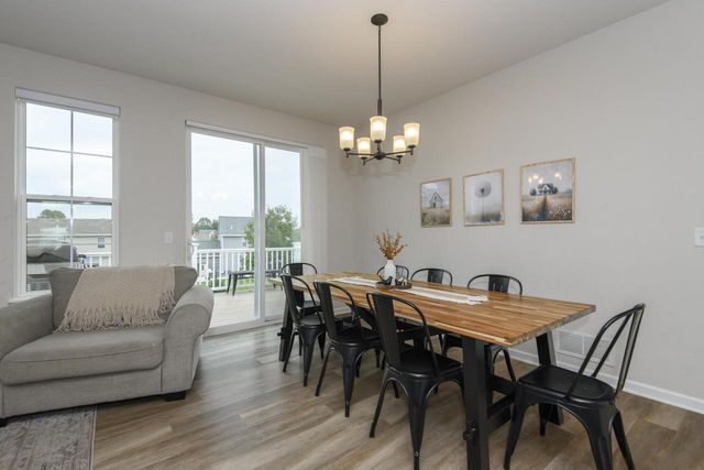 723 Belmont DRIVE, Watertown, WI 53094