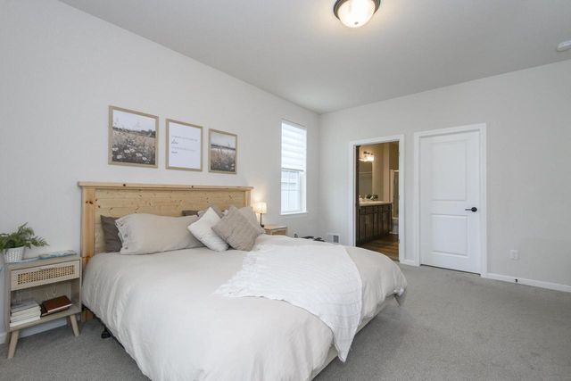 723 Belmont DRIVE, Watertown, WI 53094