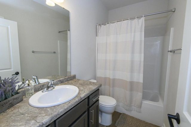 723 Belmont DRIVE, Watertown, WI 53094