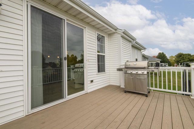 723 Belmont DRIVE, Watertown, WI 53094