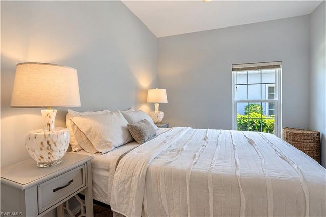 7022 Lone Oak BLVD, Naples, FL 34109