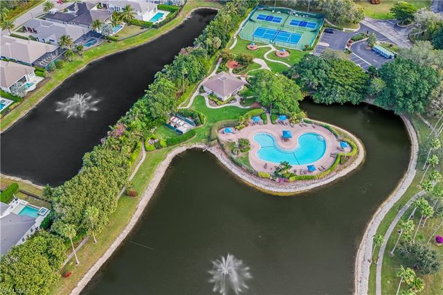 7022 Lone Oak BLVD, Naples, FL 34109