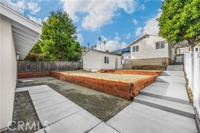 78 E Highland Avenue, Sierra Madre, CA 91024