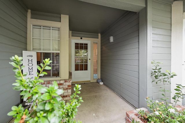 116 Ferrera Dr, Folsom, CA 95630