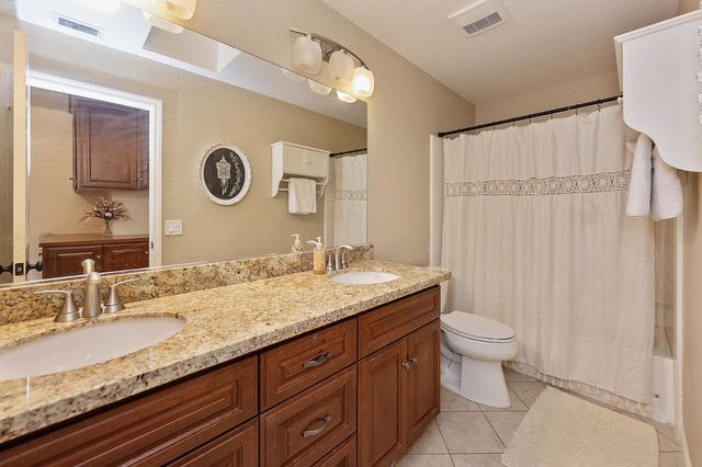 116 Ferrera Dr, Folsom, CA 95630
