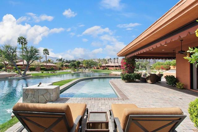 50220 Via Puente, La Quinta, CA 92253