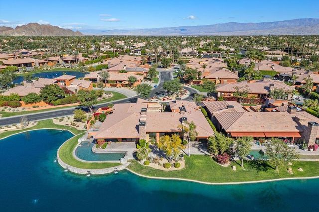 50220 Via Puente, La Quinta, CA 92253