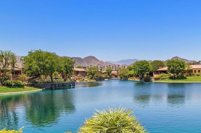 50220 Via Puente, La Quinta, CA 92253