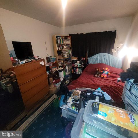 526 21ST ST NE, Washington, DC 20002
