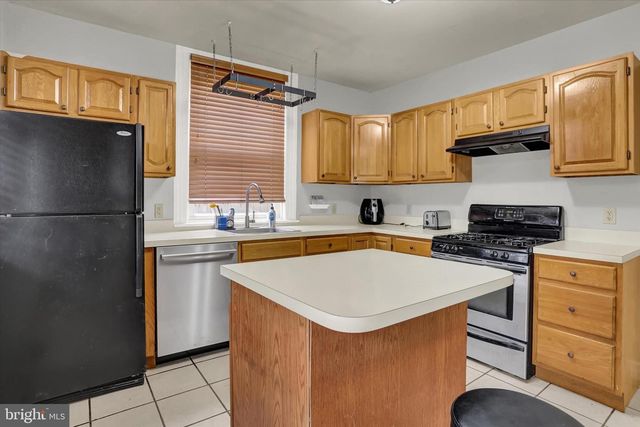 2412 N 2ND ST, Harrisburg, PA 17110