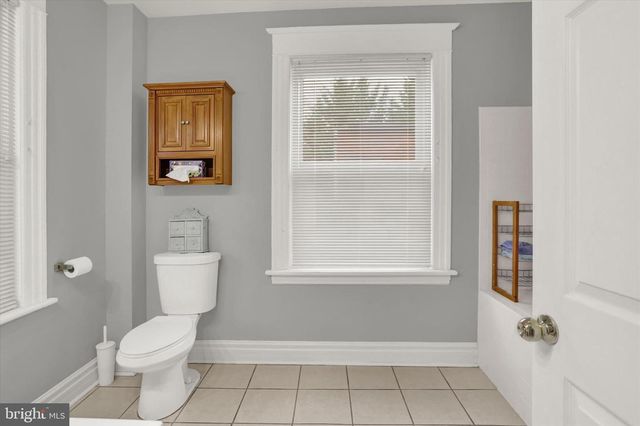 2412 N 2ND ST, Harrisburg, PA 17110