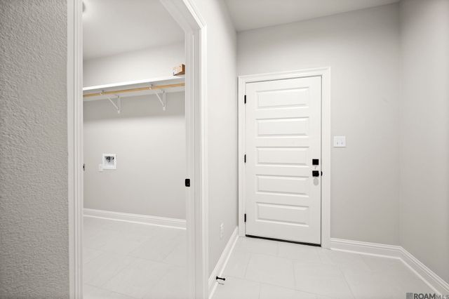 36259 Belle Parc Ave, Geismar, LA 70734