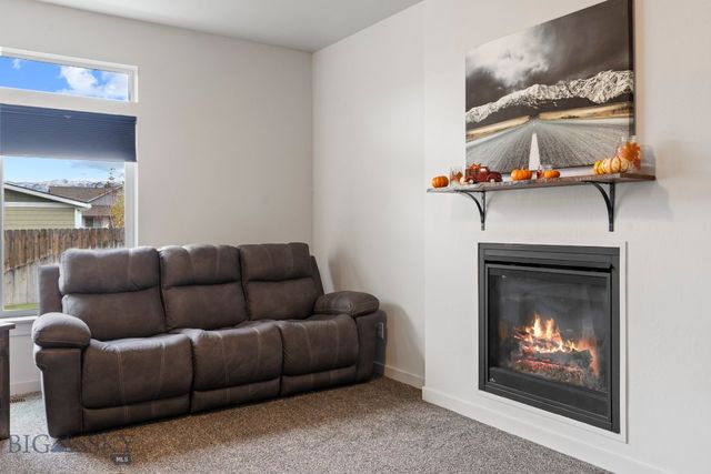 310 Rugged Creek Avenue, Belgrade, MT 59714