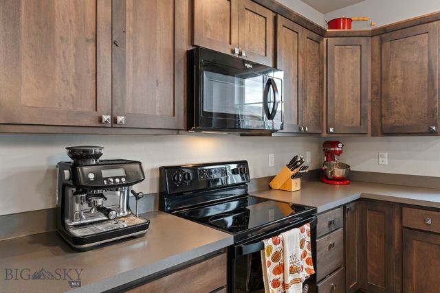 310 Rugged Creek Avenue, Belgrade, MT 59714