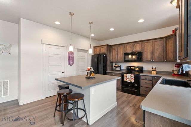 310 Rugged Creek Avenue, Belgrade, MT 59714