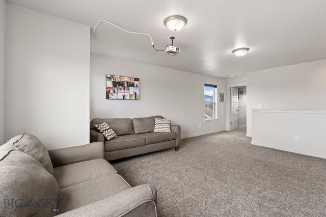 310 Rugged Creek Avenue, Belgrade, MT 59714