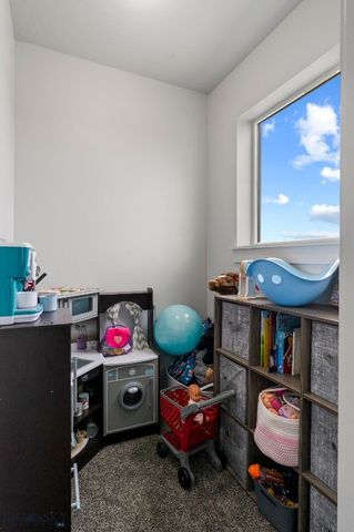 310 Rugged Creek Avenue, Belgrade, MT 59714