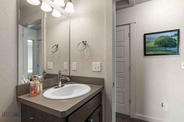 310 Rugged Creek Avenue, Belgrade, MT 59714