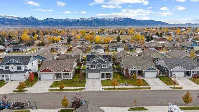 310 Rugged Creek Avenue, Belgrade, MT 59714