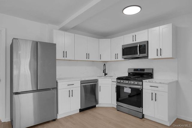 173-62 103rd Road, Jamaica, NY 11433