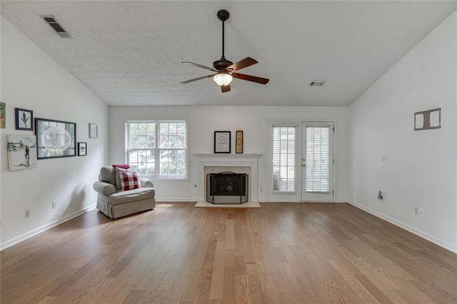 2712 Bogan Creek Drive, Buford, GA 30519