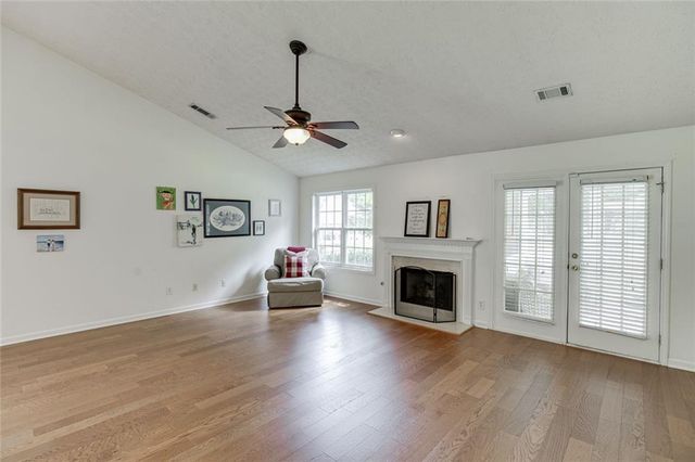 2712 Bogan Creek Drive, Buford, GA 30519