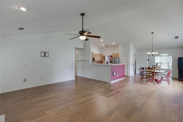 2712 Bogan Creek Drive, Buford, GA 30519