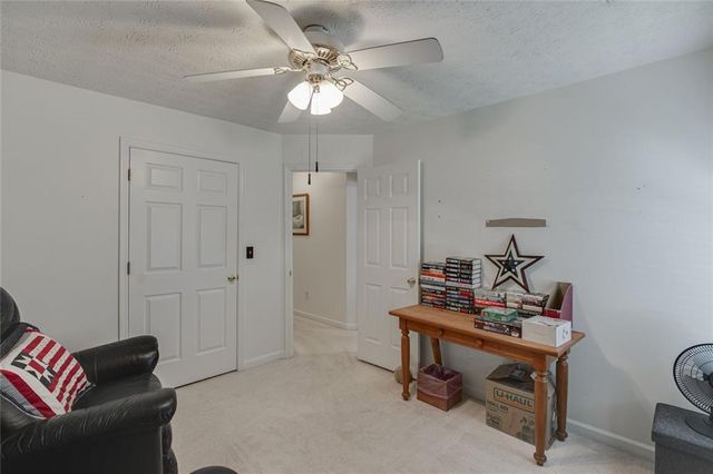 2712 Bogan Creek Drive, Buford, GA 30519