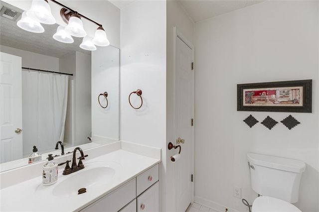 2712 Bogan Creek Drive, Buford, GA 30519